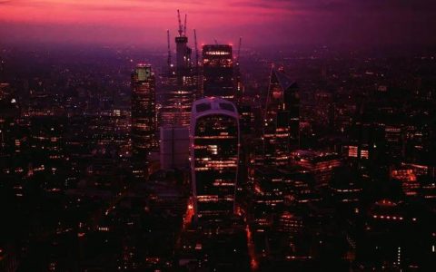 日韩已乱、新加坡缴械，香港伺机而动怒争加密金融中心